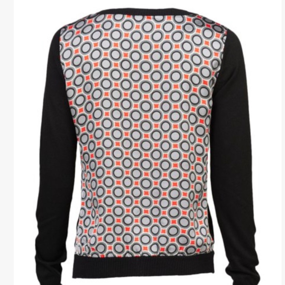 Super cute black sweater with color-print back